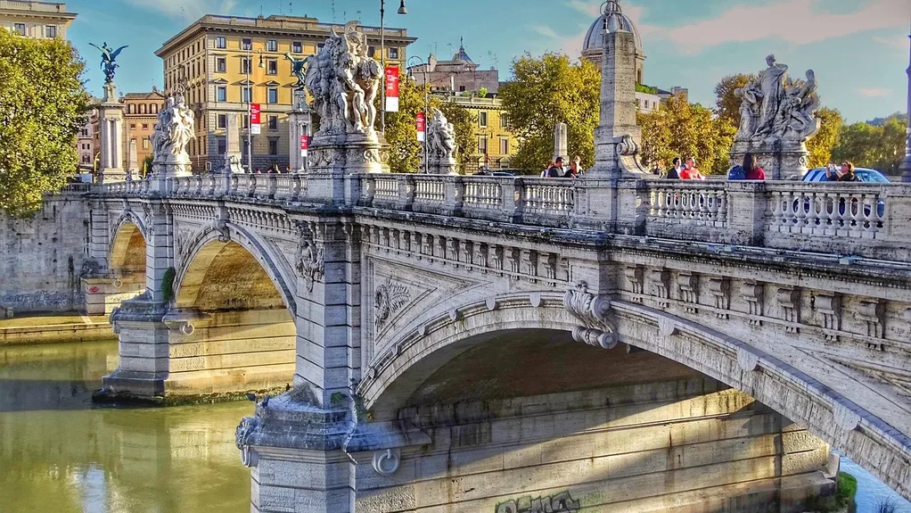 ROMA