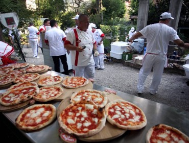Il capolavoro della Pizza a Casa degli Atellani